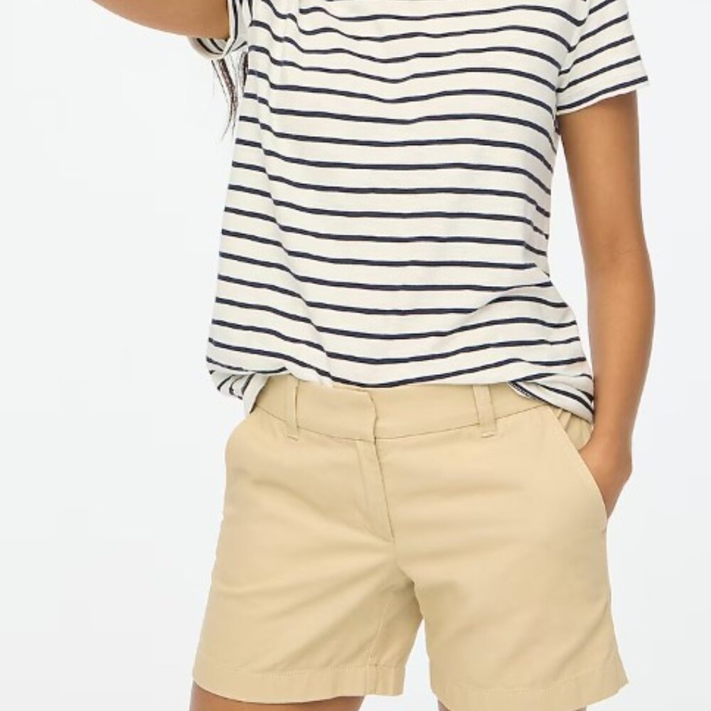 J. Crew 3.5" classic chino short, Light Khaki, Size